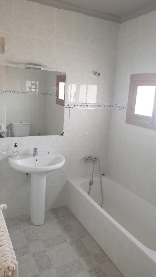 Vacansis Habitaciones De Hostal A Primera Linea De Playa En Cullera Esterno foto