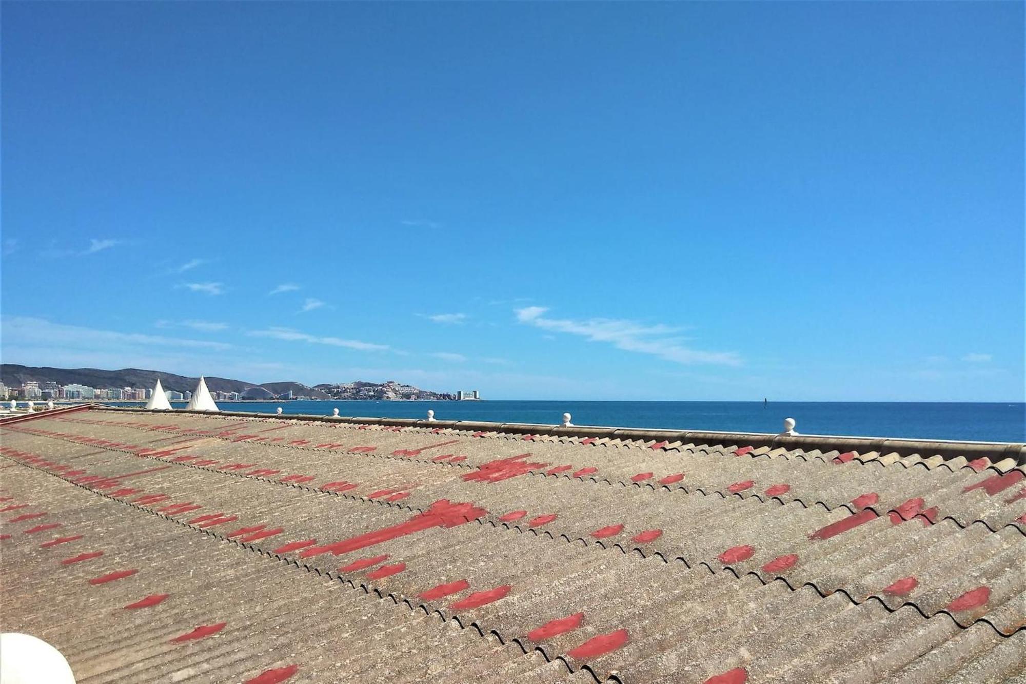 Vacansis Habitaciones De Hostal A Primera Linea De Playa En Cullera Esterno foto